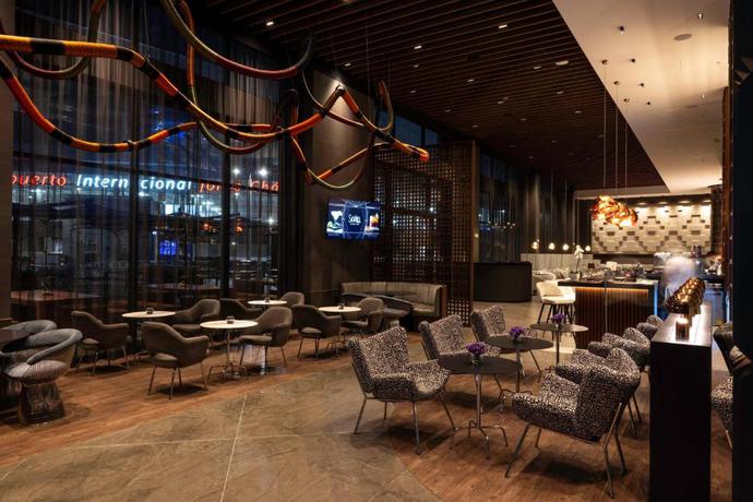 Imagen de los interiores del Hotel Wyndham Grand Costa Del Sol Lima Airport. Foto 18