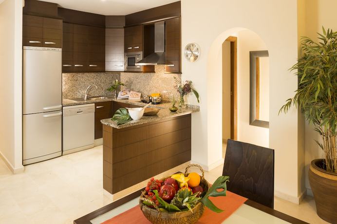 Imagen de la habitación del Hotel Wyndham Grand Costa del Sol. Foto 3