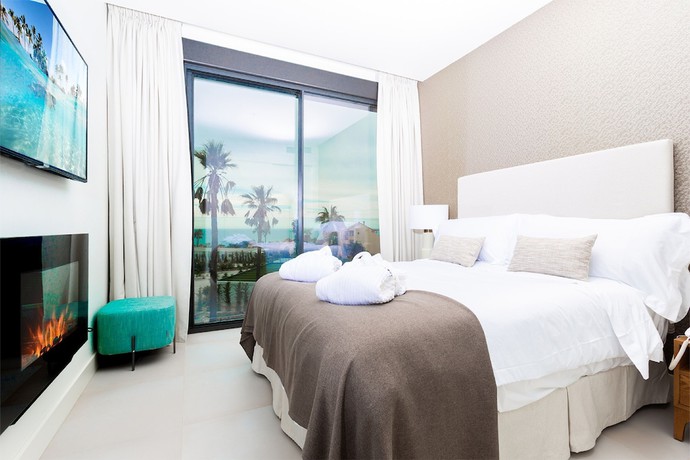 Imagen de la habitación del Hotel Wyndham Grand Costa del Sol. Foto 10