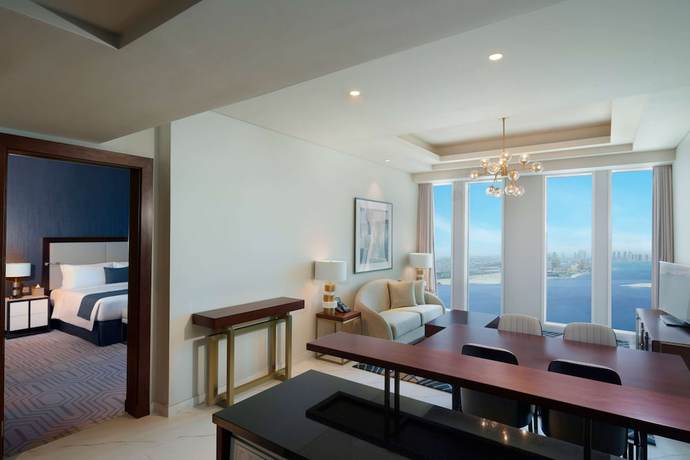 Imagen de la habitación del Hotel Wyndham Grand Doha West Bay Beach. Foto 5