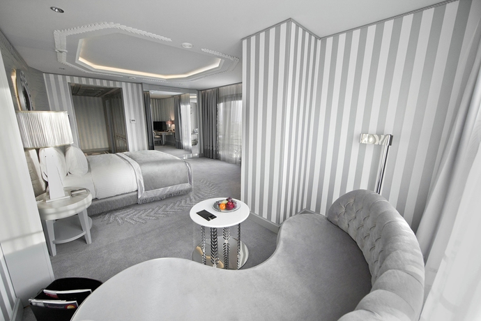 Imagen de la habitación del Hotel Wyndham Grand Istanbul Kalamis Marina. Foto 6