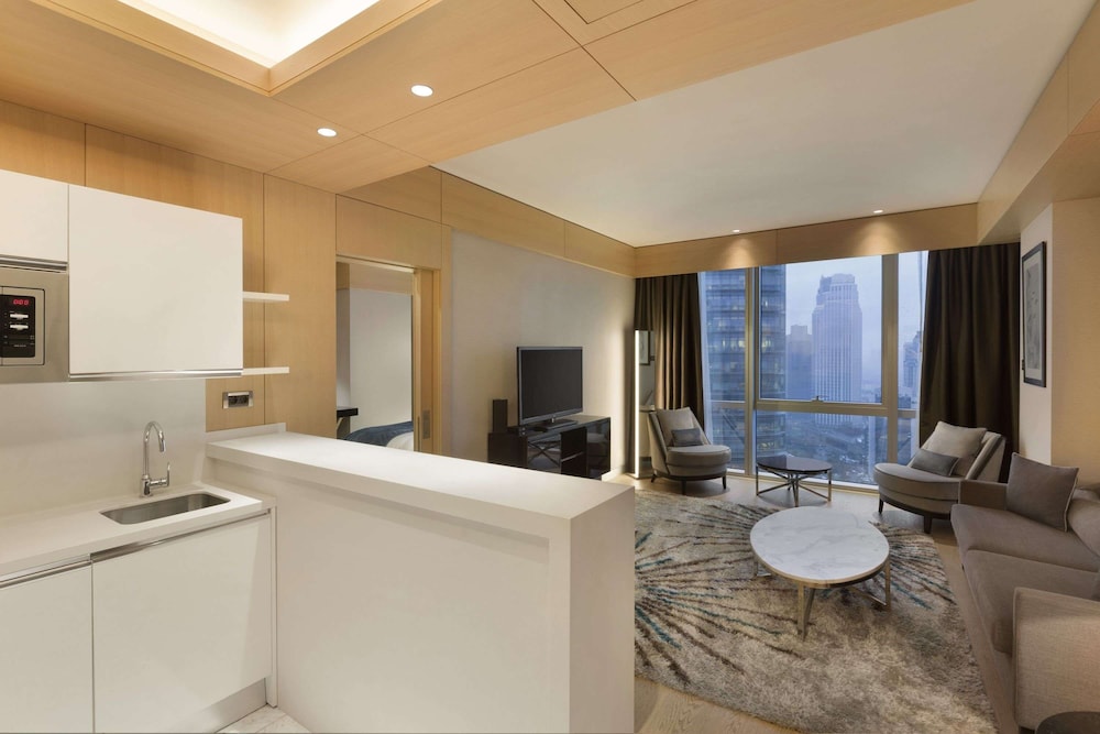 Imagen de la habitación del Hotel Wyndham Grand Istanbul Levent. Foto 8