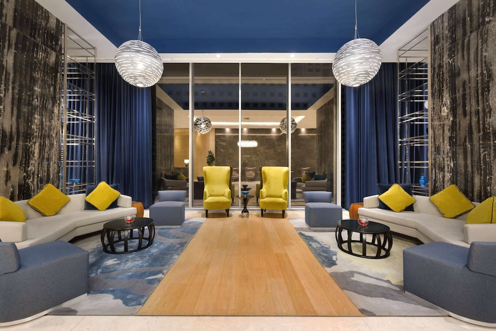 Imagen de los interiores del Hotel Wyndham Grand Istanbul Levent. Foto 18