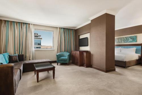 Imagen de la habitación del Hotel Wyndham Grand Kayseri. Foto 7