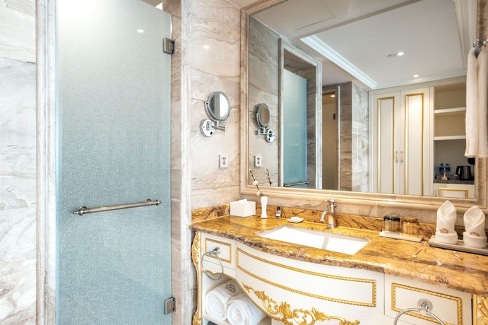 Imagen de la habitación del Hotel Wyndham Grand Kunming East. Foto 2