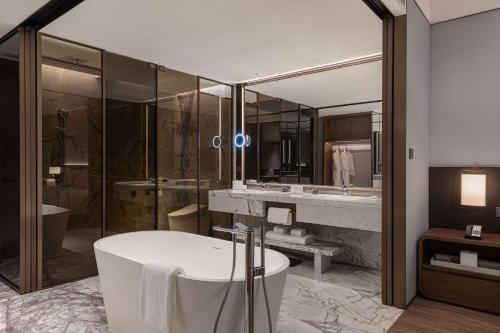 Imagen de la habitación del Hotel Wyndham Grand Lishui Downtown. Foto 14