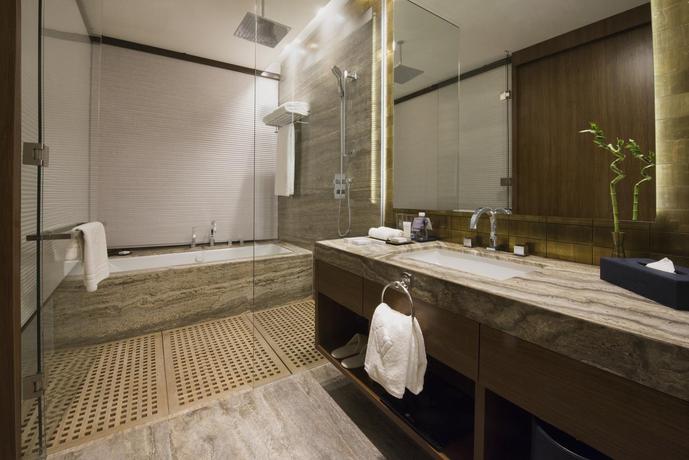 Imagen de la habitación del Hotel Wyndham Grand Manama. Foto 5