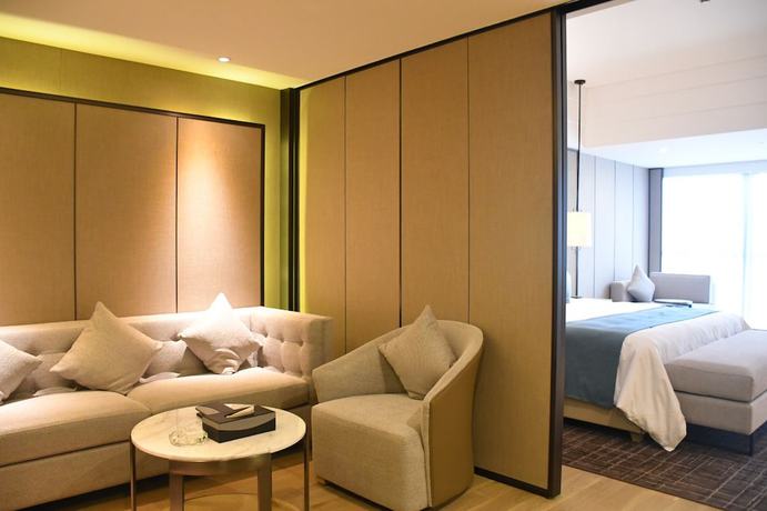 Imagen de la habitación del Hotel Wyndham Grand Maoming. Foto 3