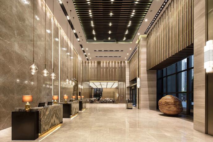Imagen de los interiores del Hotel Wyndham Grand Maoming. Foto 10