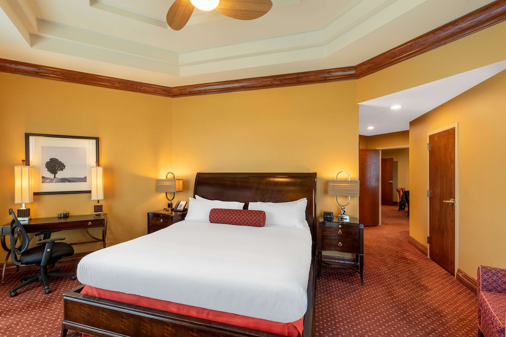 Imagen de la habitación del Hotel Wyndham Grand Oklahoma City Downtown. Foto 3