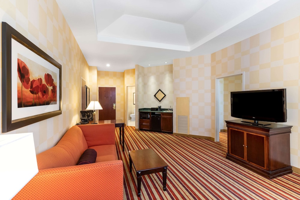 Imagen de la habitación del Hotel Wyndham Grand Oklahoma City Downtown. Foto 13