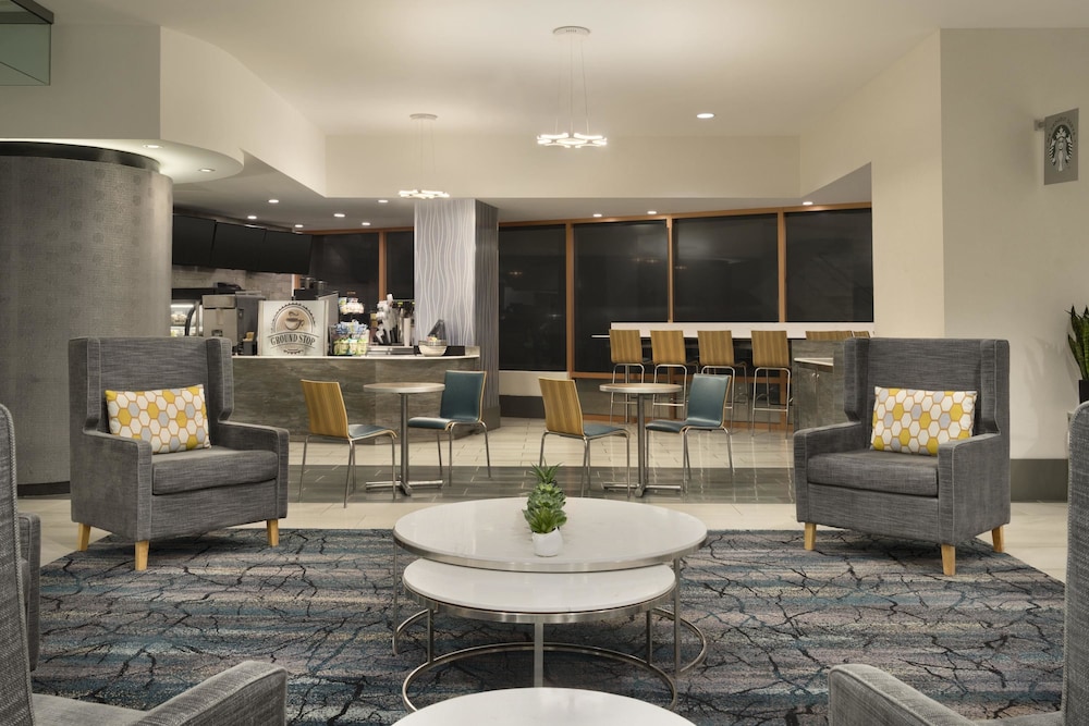 Imagen de los interiores del Hotel Wyndham Grand Pittsburgh Downtown. Foto 19