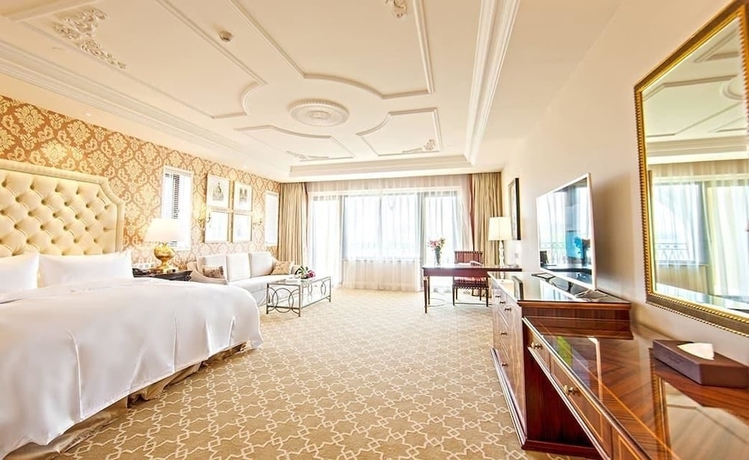 Imagen de la habitación del Hotel Wyndham Grand Plaza Resort Nanjing. Foto 10