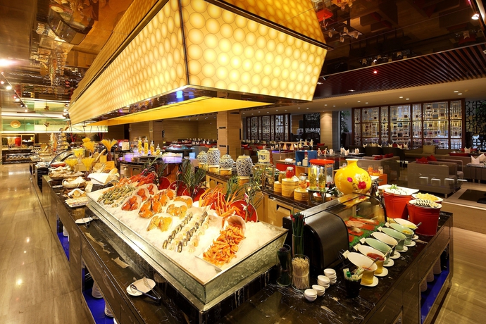 Imagen del bar/restaurante del Hotel Wyndham Grand Plaza Royale Changsheng Jiangyin. Foto 10