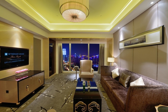 Imagen de la habitación del Hotel Wyndham Grand Plaza Royale Colorful Yunnan Kunming. Foto 11