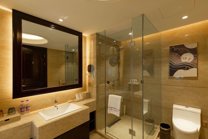 Imagen de la habitación del Hotel Wyndham Grand Plaza Royale Kaicheng Anji. Foto 7