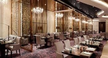 Imagen del bar/restaurante del Hotel Wyndham Grand Plaza Royale Mingfa Zhangzhou. Foto 8