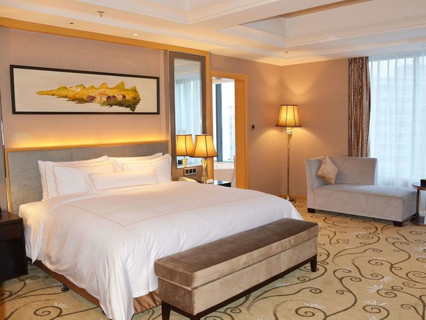Imagen de la habitación del Hotel Wyndham Grand Plaza Royale Mingfa Zhangzhou. Foto 17