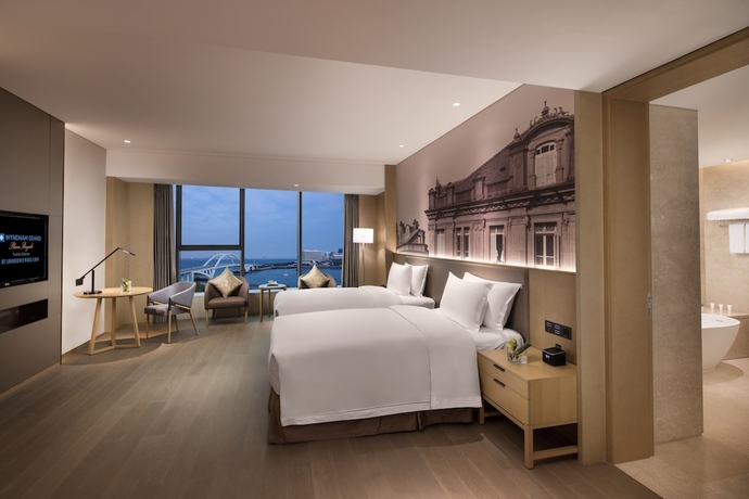 Imagen de la habitación del Hotel Wyndham Grand Plaza Royale Yuzhou Xiamen. Foto 8