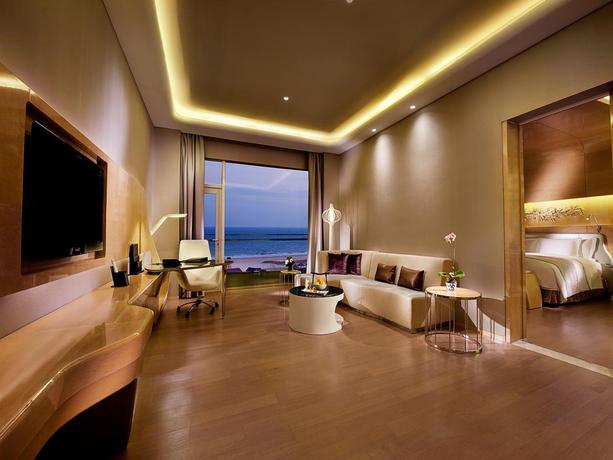 Imagen general del Hotel Wyndham Grand Qingdao. Foto 4