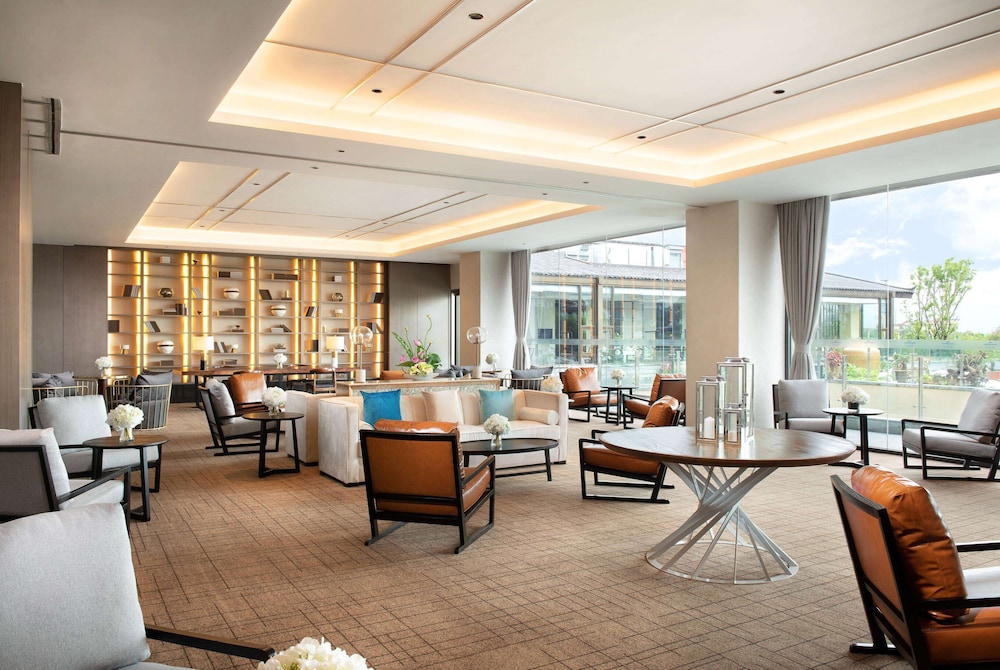 Imagen de los interiores del Hotel Wyndham Grand Royal Hotel Jinlin Lijiang. Foto 20