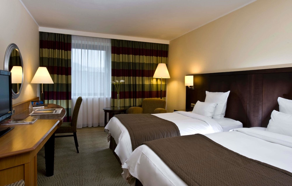 Imagen de la habitación del Hotel Wyndham Grand Salzburg Conference Centre. Foto 4