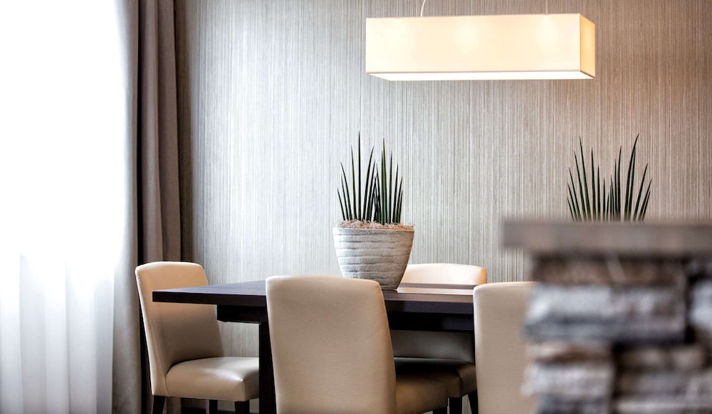 Imagen de la habitación del Hotel Wyndham Grand Salzburg Conference Centre. Foto 7