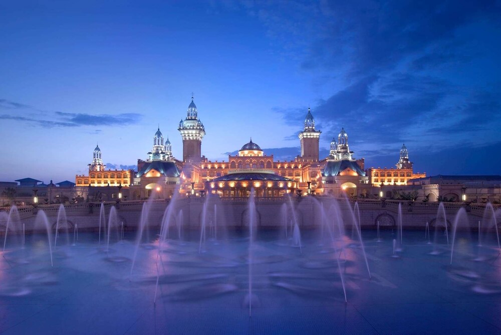 Imagen general del Hotel Wyndham Grand Tianjin Jingjin City. Foto 2