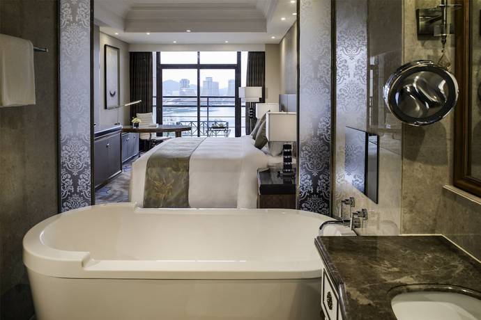 Imagen de la habitación del Hotel Wyndham Grand Xiamen Haicang. Foto 3