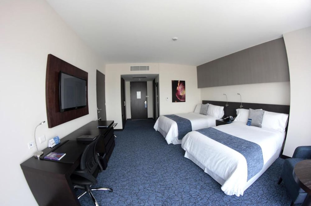 Imagen de la habitación del Hotel Wyndham Guayaquil, Puerto Santa Ana. Foto 11