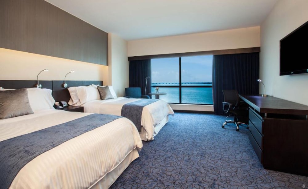 Imagen de la habitación del Hotel Wyndham Guayaquil, Puerto Santa Ana. Foto 12