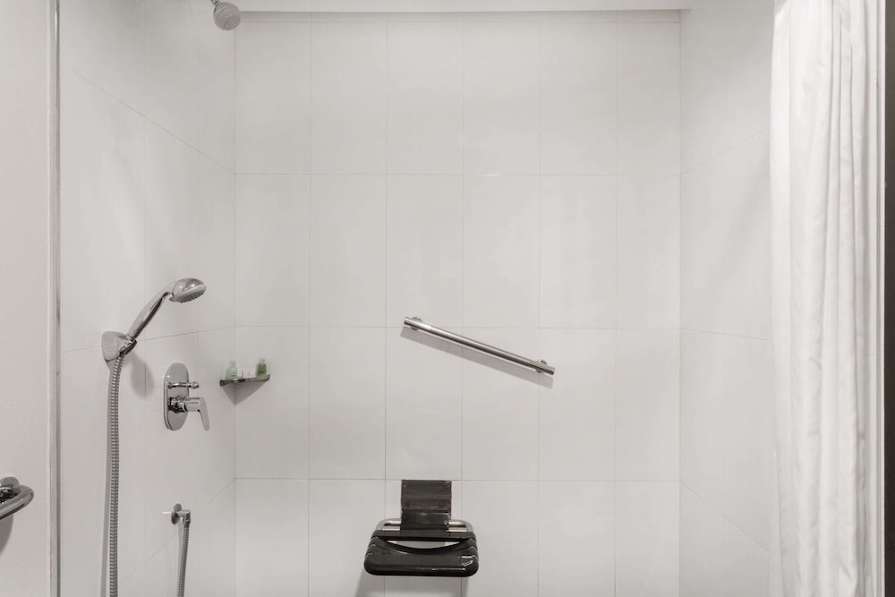 Imagen de la habitación del Hotel Wyndham Guayaquil, Puerto Santa Ana. Foto 14