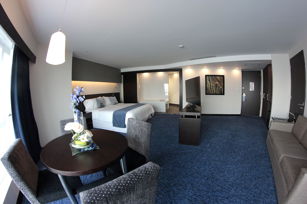 Imagen de la habitación del Hotel Wyndham Guayaquil, Puerto Santa Ana. Foto 18