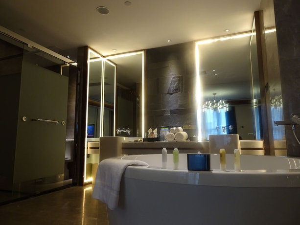 Imagen de la habitación del Hotel Wyndham Guilin Pingle. Foto 9