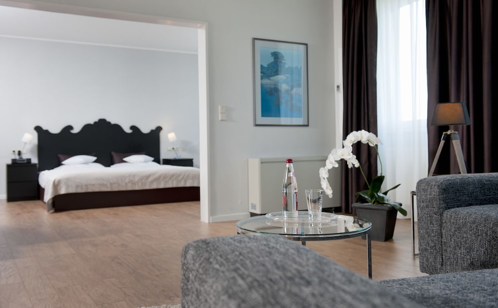 Imagen de la habitación del Hotel Wyndham Hannover Atrium. Foto 6