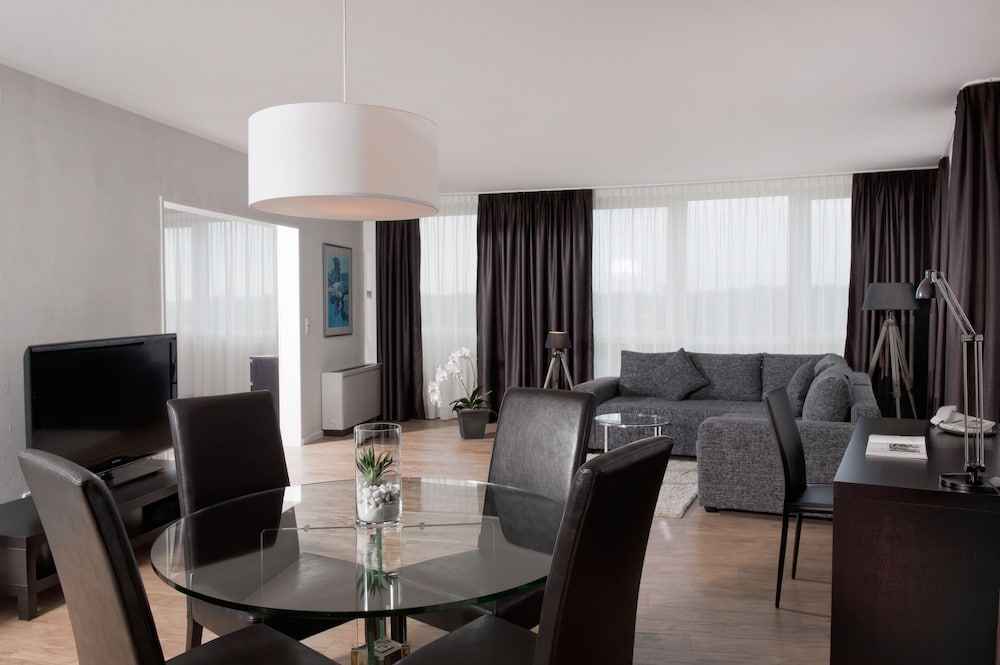 Imagen de la habitación del Hotel Wyndham Hannover Atrium. Foto 15