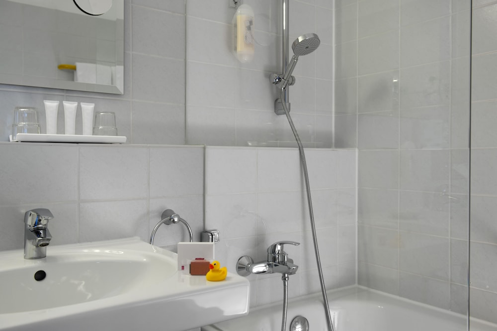 Imagen de la habitación del Hotel Wyndham Hannover Atrium. Foto 16