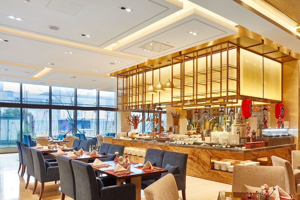 Imagen del bar/restaurante del Hotel Wyndham Jingzhou. Foto 1