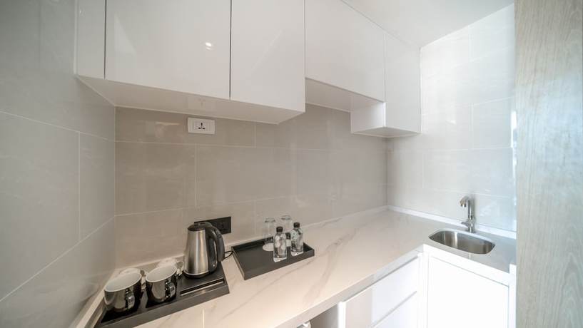 Imagen de la habitación del Hotel Wyndham La Vita Rawai Phuket. Foto 8