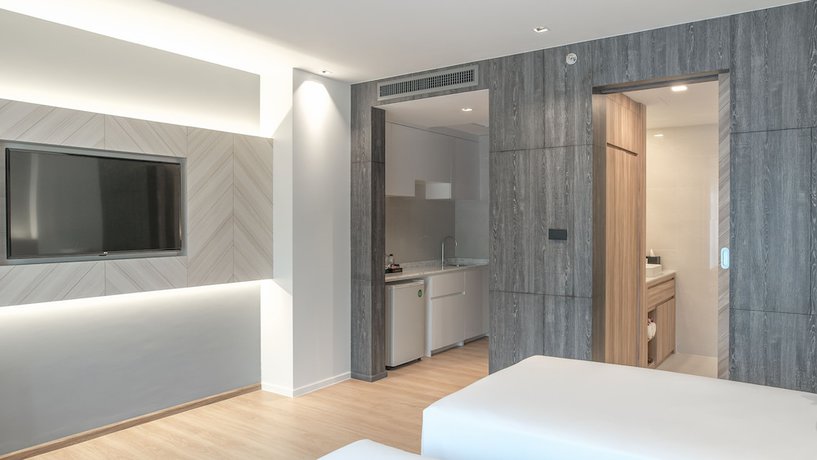 Imagen de la habitación del Hotel Wyndham La Vita Rawai Phuket. Foto 13