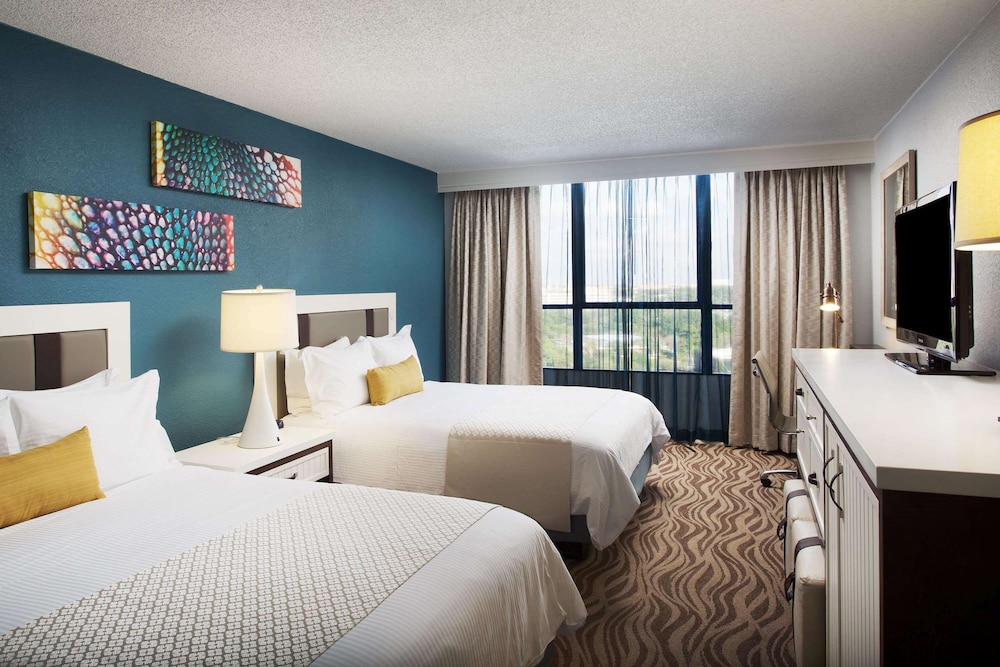 Imagen de la habitación del Hotel Wyndham Lake Buena Vista Resort Disney Springs® Resort Area. Foto 5