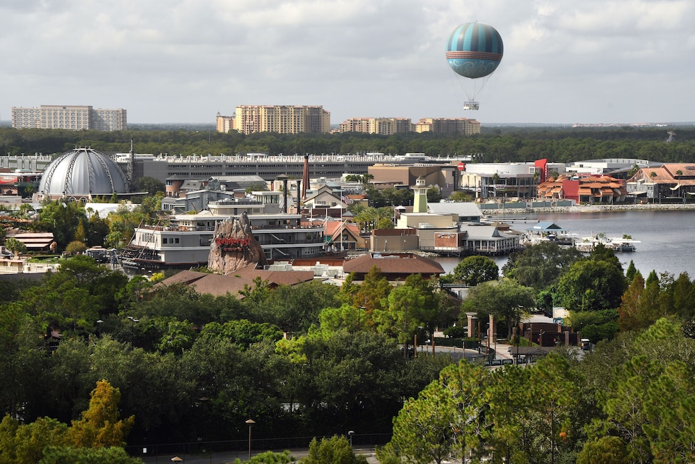 Imagen de la habitación del Hotel Wyndham Lake Buena Vista Resort Disney Springs® Resort Area. Foto 6