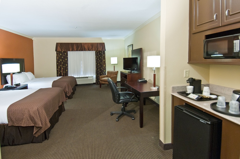 Imagen de la habitación del Hotel Wyndham Lake Charles. Foto 10