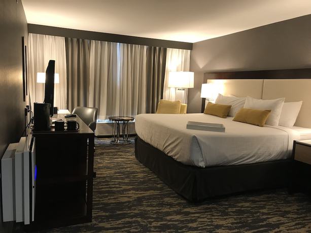 Imagen de la habitación del Hotel Wyndham Lancaster Resort and Convention Center. Foto 16