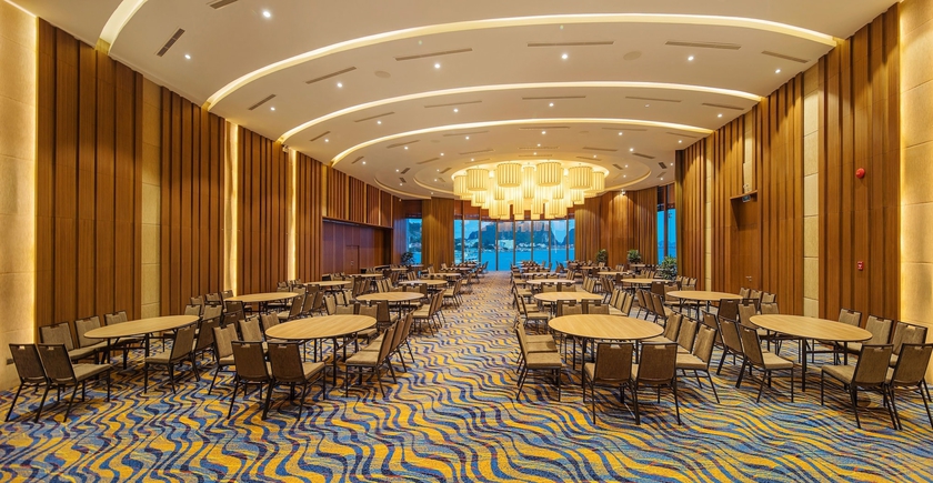 Imagen de los interiores del Hotel Wyndham Legend Halong. Foto 18