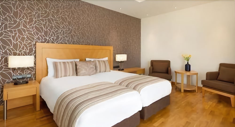 Imagen de la habitación del Hotel Wyndham Loutraki Poseidon Resort. Foto 10