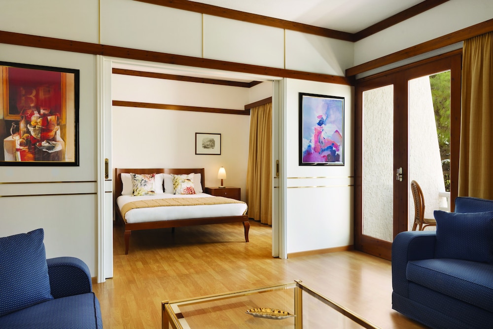 Imagen de la habitación del Hotel Wyndham Loutraki Poseidon Resort. Foto 11