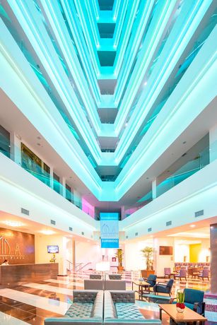 Imagen de los interiores del Hotel Wyndham Manta Sail Plaza and Convention Center. Foto 16