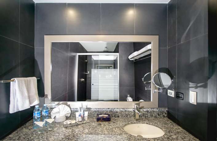 Imagen de la habitación del Hotel Wyndham Manta Sail Plaza and Convention Center. Foto 10