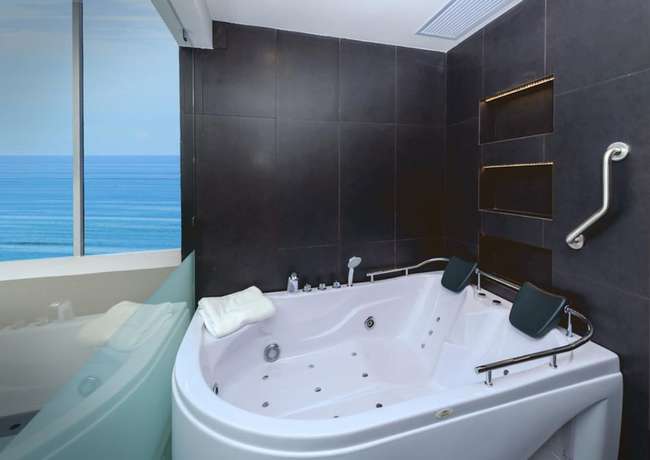 Imagen de la habitación del Hotel Wyndham Manta Sail Plaza and Convention Center. Foto 11